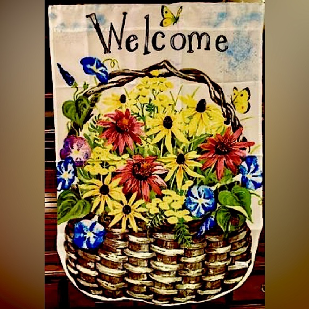 'Welcome Flower Basket' House Flag -28.75" x 40.25 "